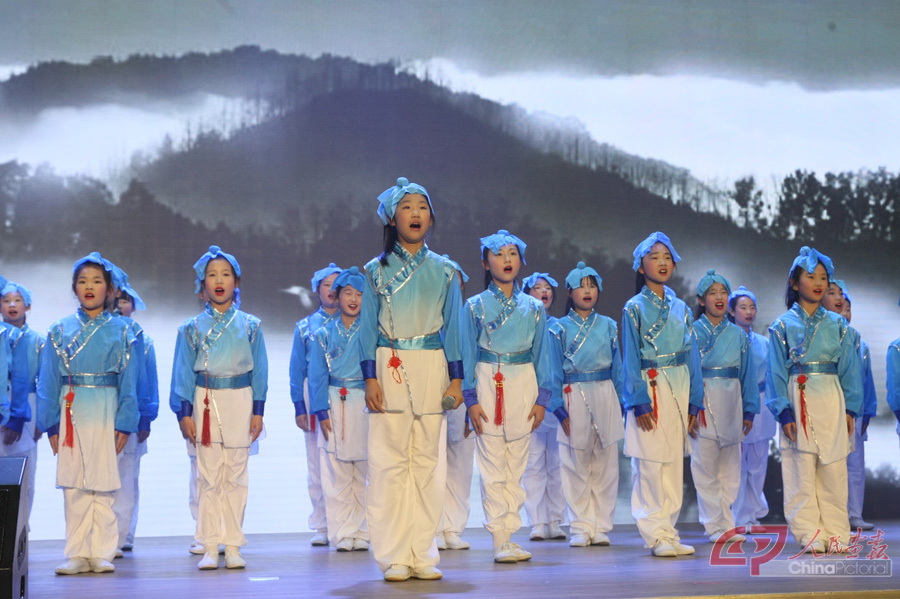 34. 北京市通州区宋庄镇中心小学诗朗诵《诗经•邶风、凯风》。.jpg