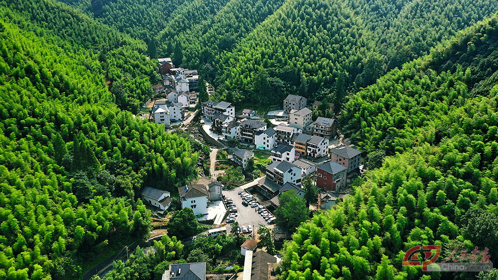 C1_S1_01山沟沟汤坑景区_风景.jpg