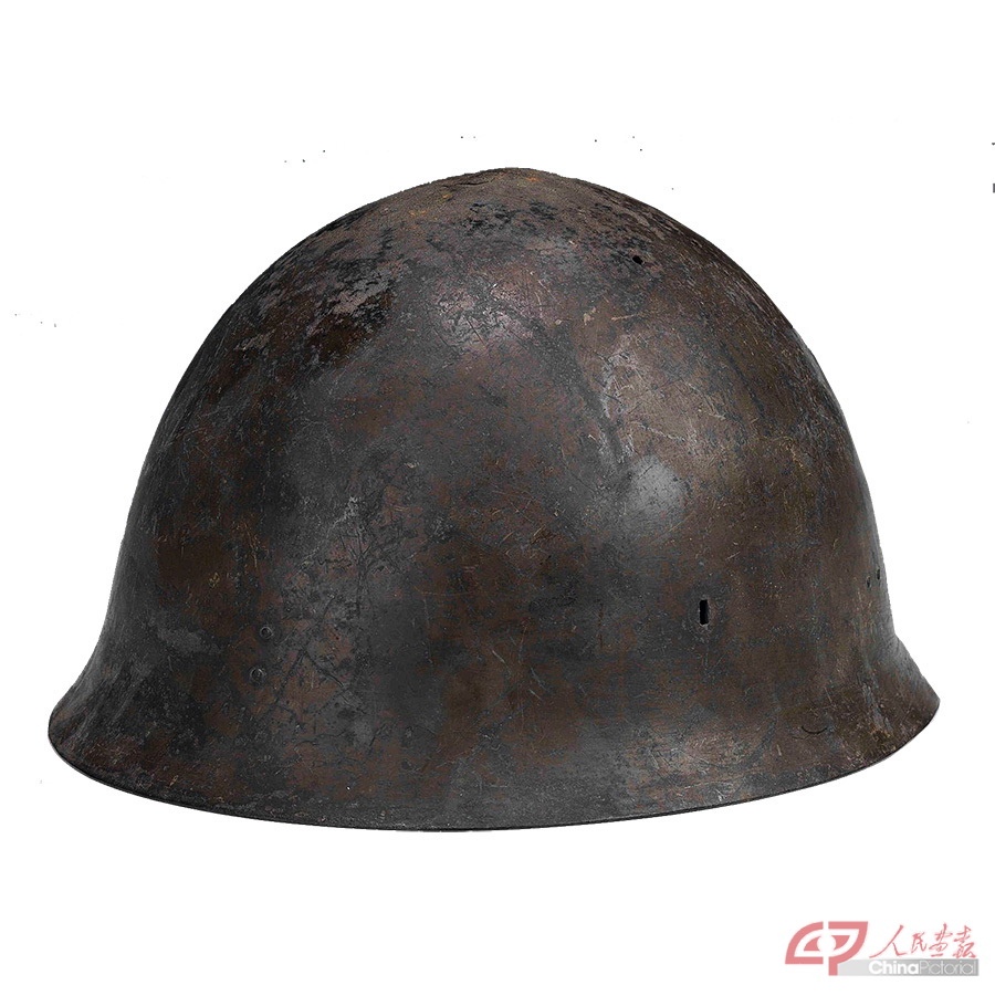 八路军第129师在响堂铺战斗中缴获的日军钢盔 副本.jpg