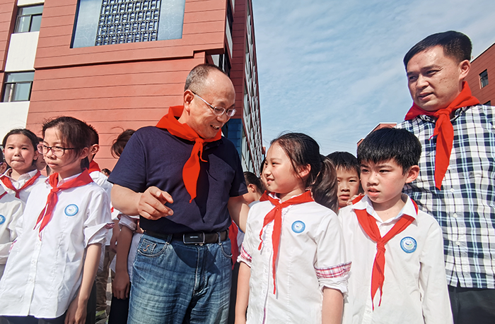 参加上山文化进校园活动.png