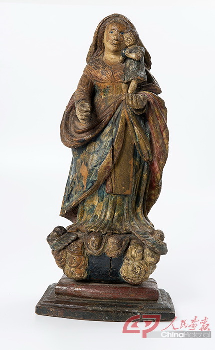 带孩子的圣母像 彩色木雕 18世纪 60厘米×26厘米×18厘米.jpg