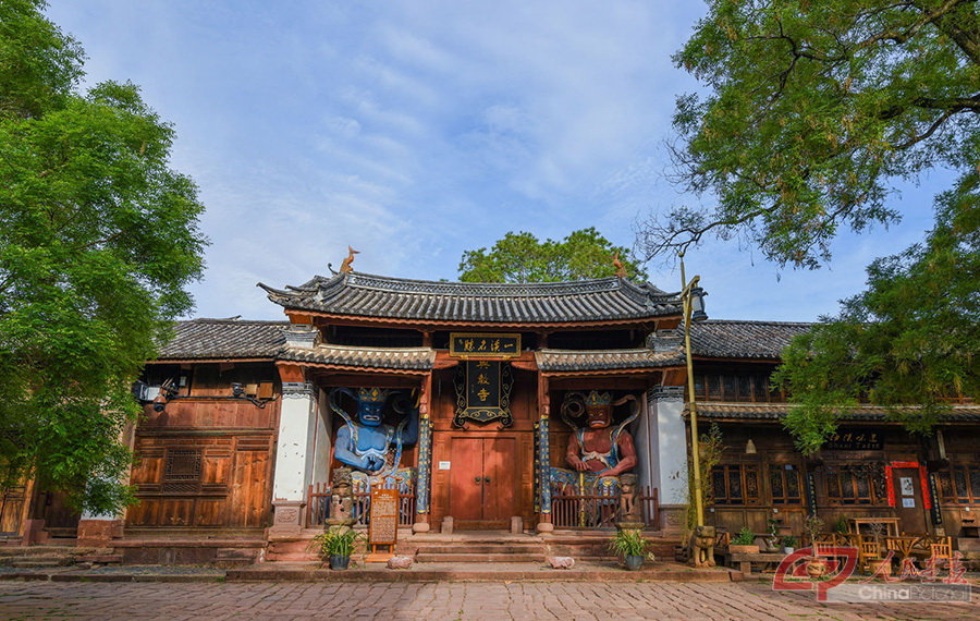 沙溪寺登街兴教寺大门，。DSC_0264.jpg