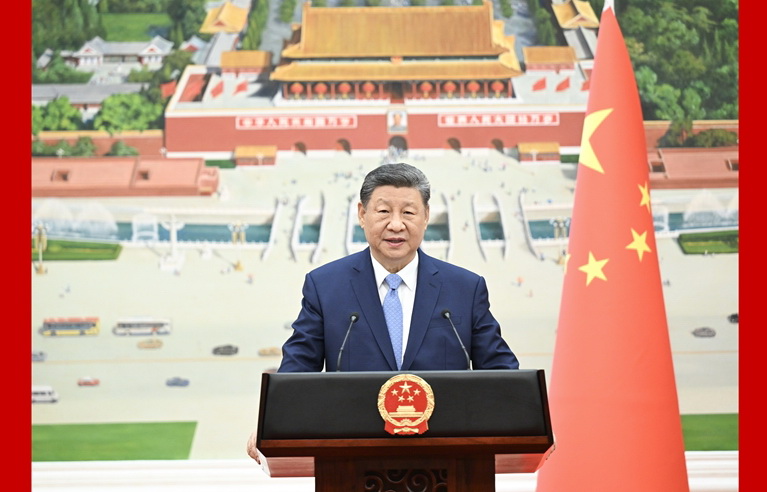 e121c18fe674488b87b99cafd81b27e6封面.jpg