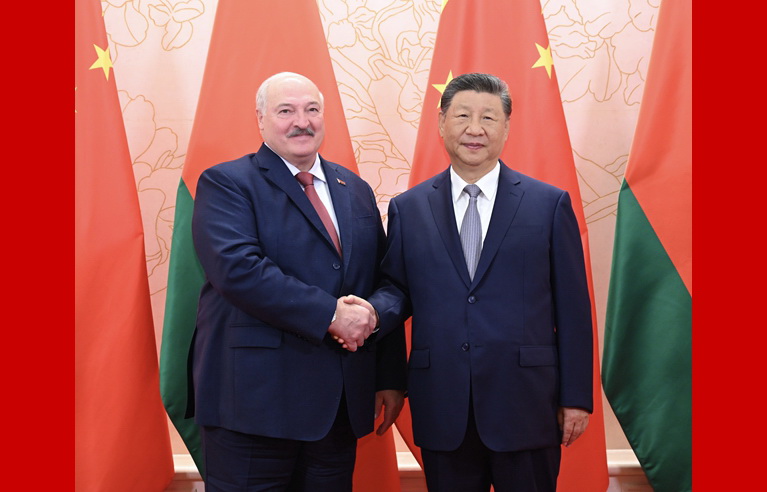 9ed48c302a9c4f4785594d58700107a9封面.JPG