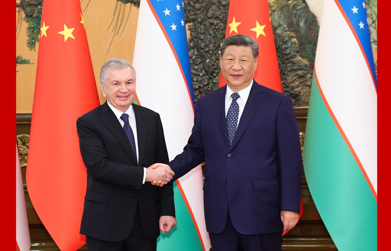 8c2b76c0c00d46e3b12247b6c3c9ecba封面.jpg