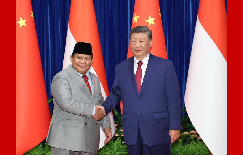 ef4b4152086d4e5a8461af92b15192b8封面.JPG