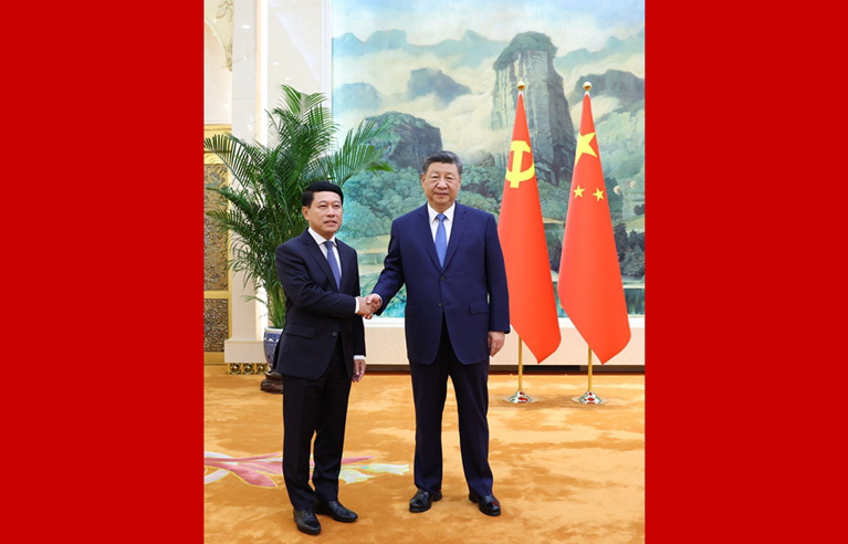 99db97b55f294b8cbefc5b3443daab21111封面.jpg