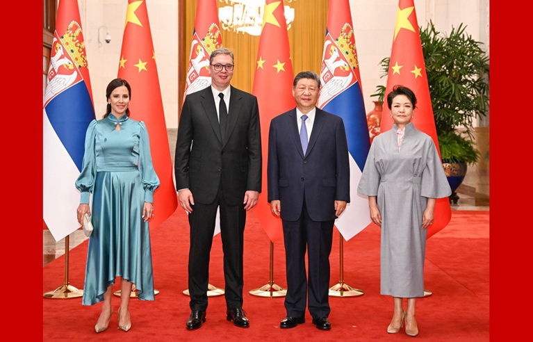 f88c7053ec374520914b53e2f370f0ed111封面.jpg