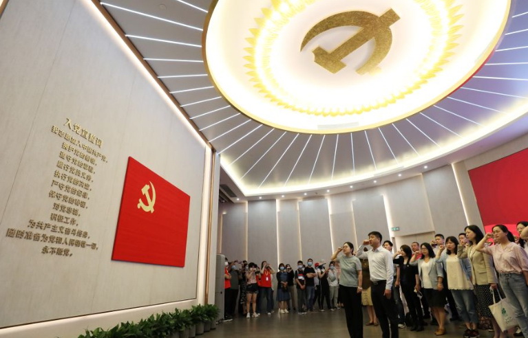 20d55e23b6874b6b8917b605ac8243001111封面.jpg