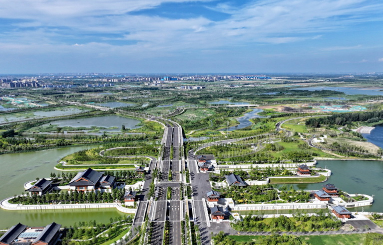 1a2e0f46646a4af8a2a44d3be54c0e8b111封面.jpg