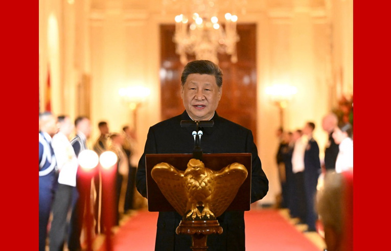 c6867979c7214518a4e61f7da99196d6封面.jpg