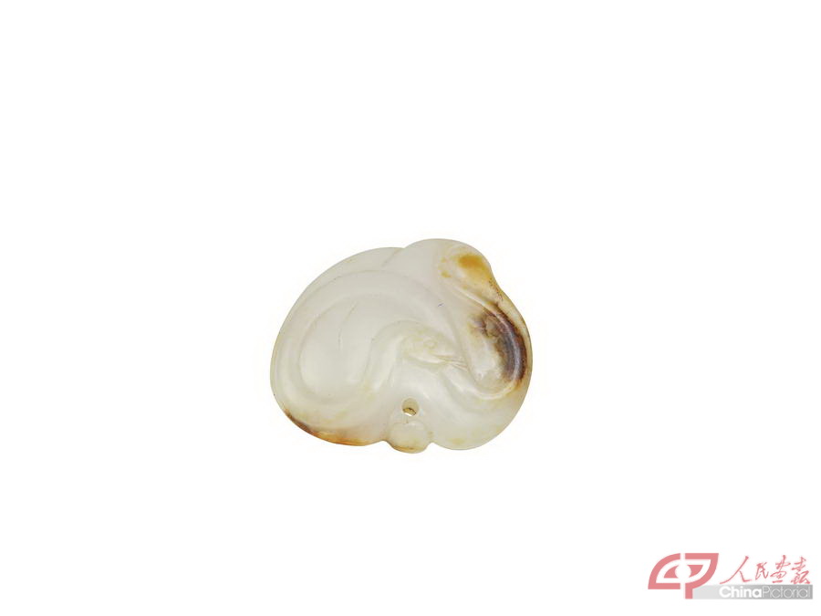 10-清-白玉蛇纹珮-天津博物馆.jpg