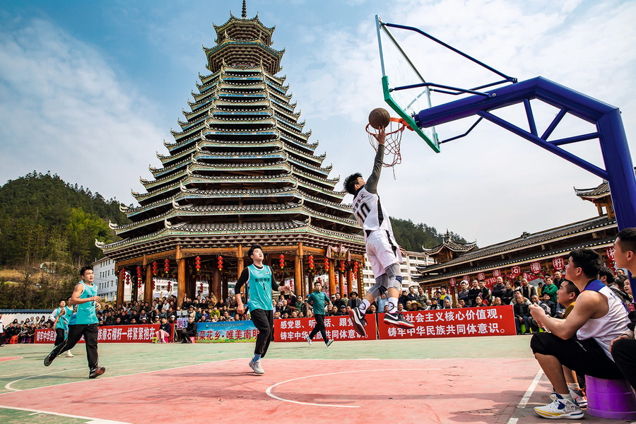 05《侗寨NBA》 孙文平 摄影.jpg