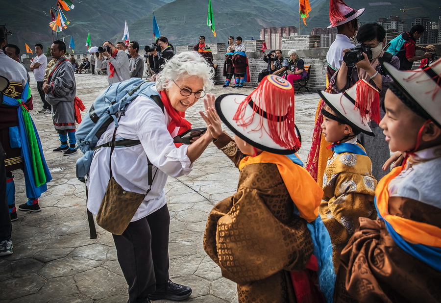 10《交融》 王泗荣 摄影.jpg