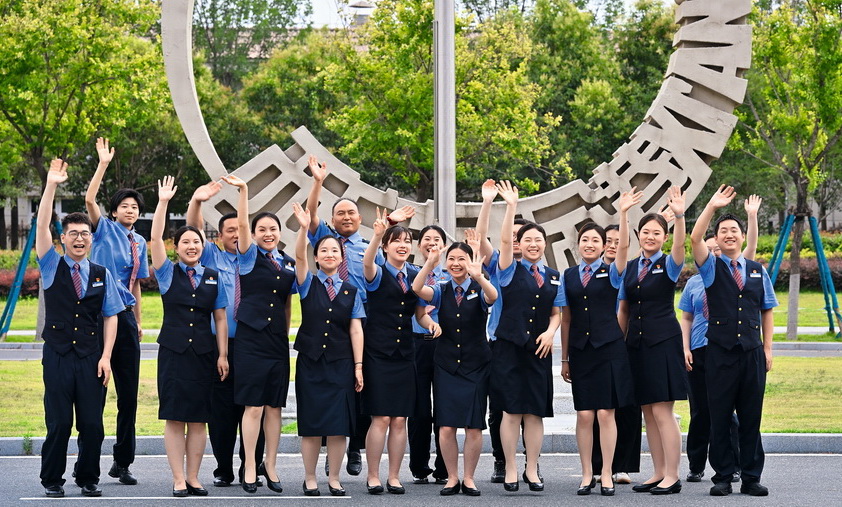 bd4bf1507ad7c2eb43822b2e7a104fc5封面.jpg