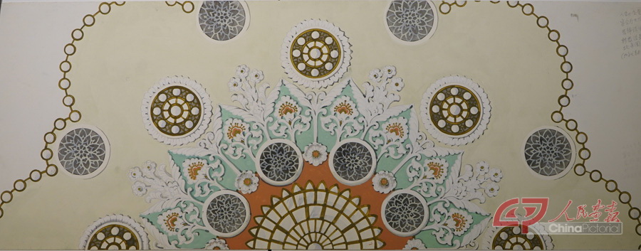 10、常沙娜，手稿，人大会堂宴会厅天顶装饰设计彩色设置效果图，38.5×103.jpg