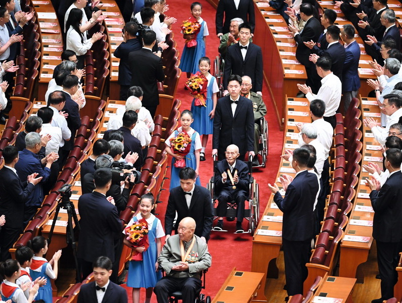 VCG111588768501封面.jpg