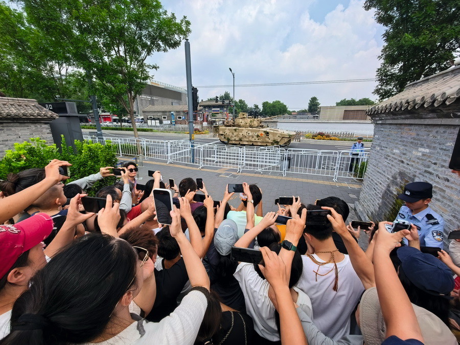 陈烨2.jpg