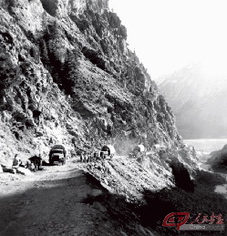 1952年12月，康藏公路康定至西昌段公路成功修通。康藏公路起自雅安，终于拉萨，全长2255公里。