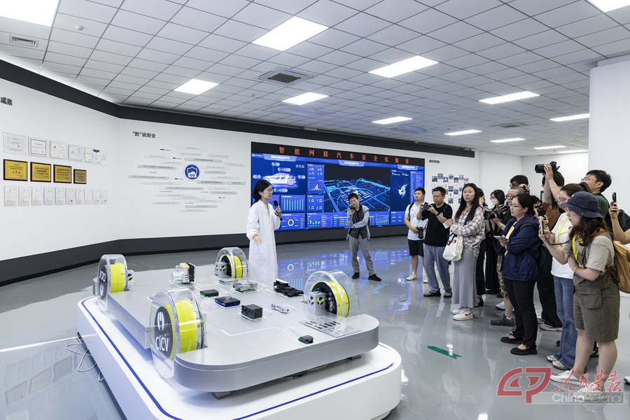 微信图片_2025-06-19_193759_418.jpg