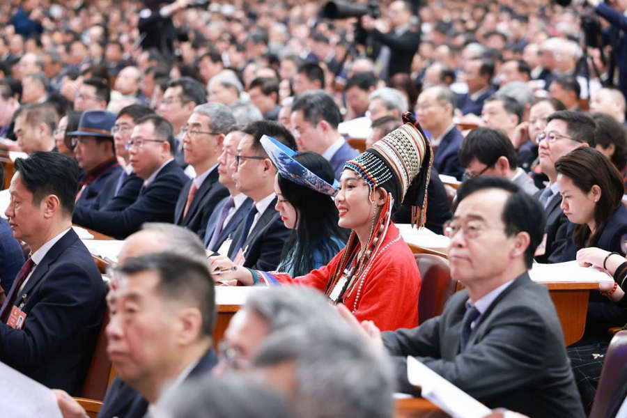 FkW6itVyIj42oYUy.jpg