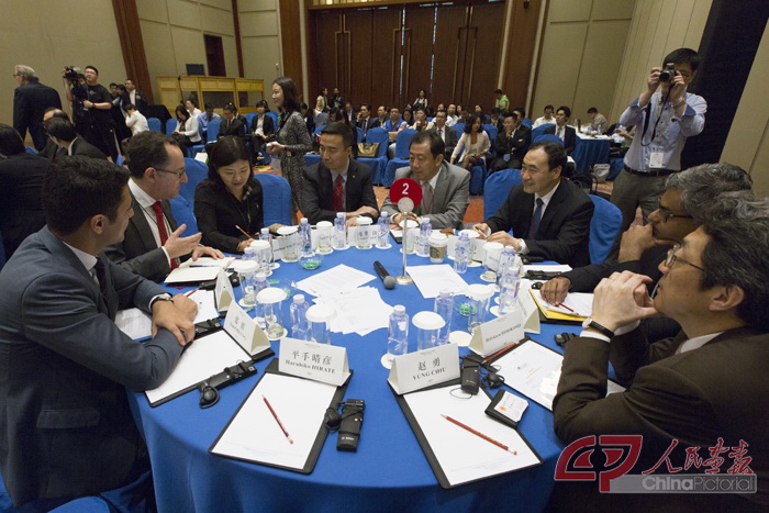 3月24日下午，作为博鳌亚洲论坛2016年年会分论坛，“对话省市长”会议在东屿岛大酒店举行(图片3)。